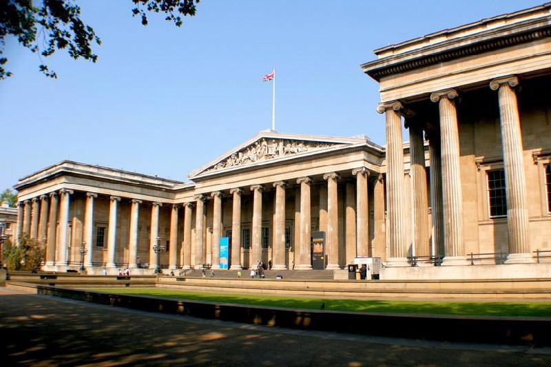Британский музей, главный фасад Арх. Р. Смерк, нач. XIX в, Англия