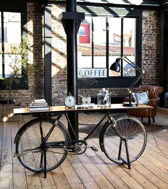 мебель в стиле лофт - столик из велосипедной рамы